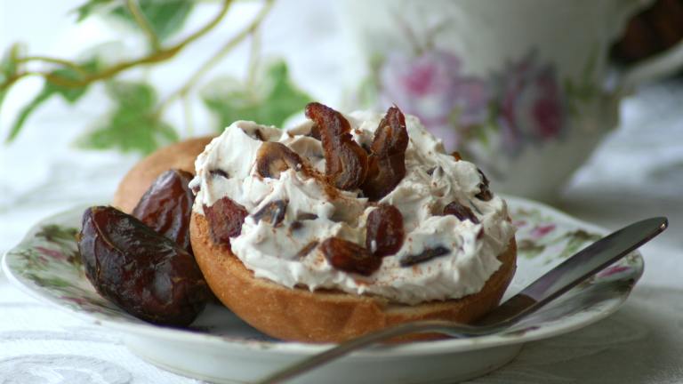 Date & Nut Dip or Spread created by Wildflour