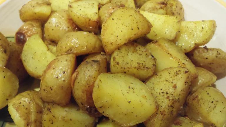 Roasted Potatoes With Sage and Lemon Created by AZPARZYCH
