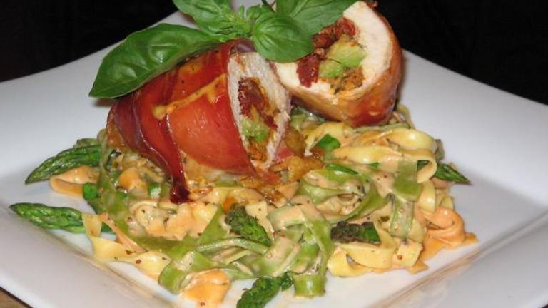 Avocado, Sun-Dried Tomato and Mozzarella Stuffed Chicken Breast Recipe