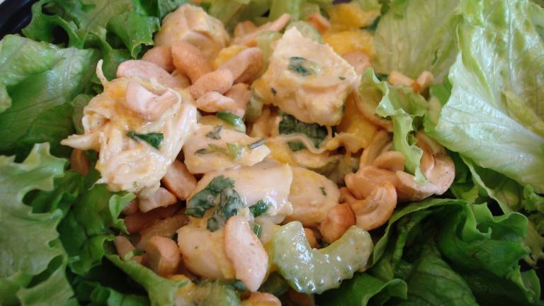 Curried Chicken Salad With Mangoes and Cashews Created by Starrynews