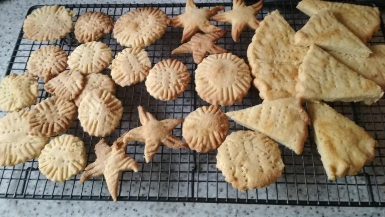 Traditional Rich Scottish Shortbread Biscuits - Cookies created by Dawn L.