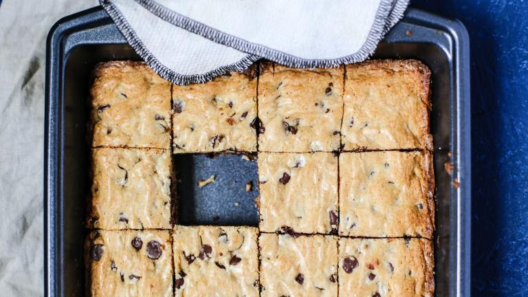Chocolate Chip Cookie Bars created by Ashley Cuoco