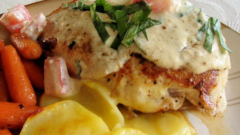 Chicken Breasts With Creamy Basil  Sauce Created by lazyme