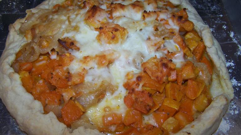 Butternut Squash and Caramelized Onion Galette Created by ladypit