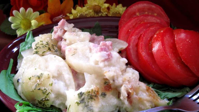 Kathy's Scalloped Potatoes With Ham created by Annacia