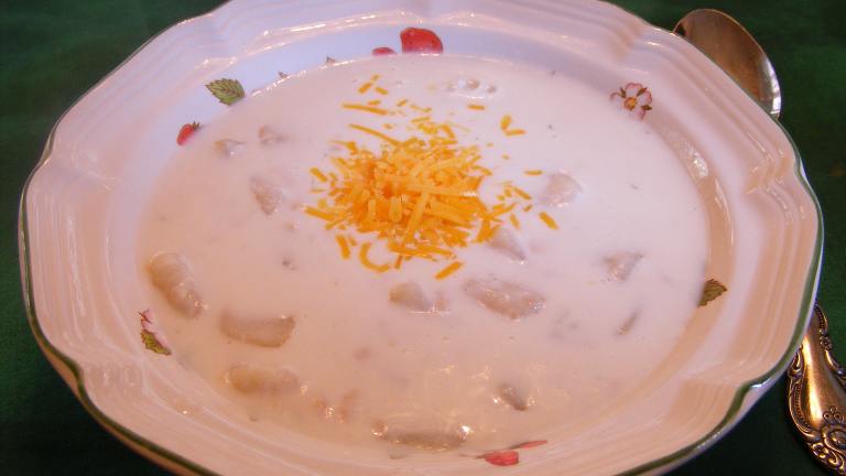 My Favorite New England Clam Chowder Created by Seasoned Cook