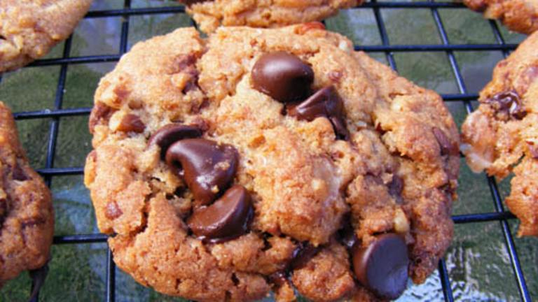 Crunchy Toffee Chocolate Chip Cookies Created by Lavender Lynn