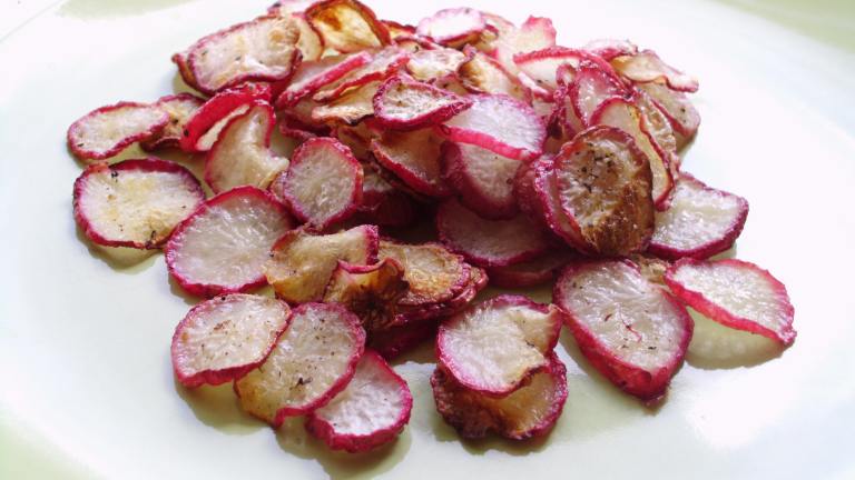 Crispy Baked Radish Chips (Low Fat/Low Carb) Created by vrvrvr