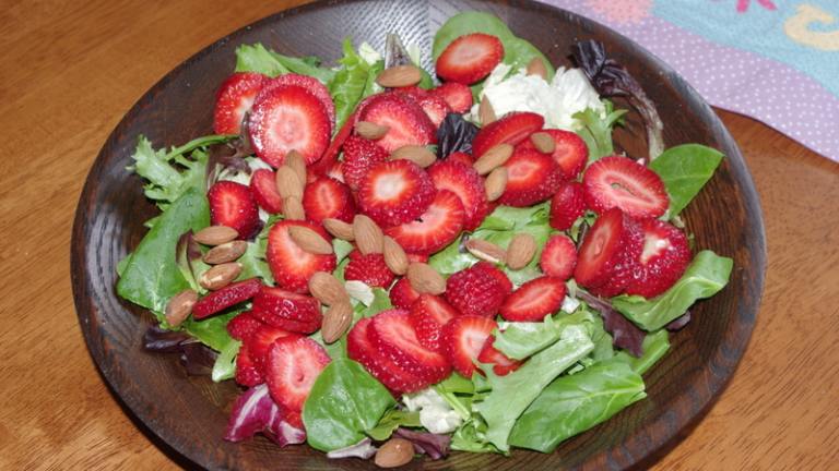 Strawberry-Spinach Salad created by morgainegeiser