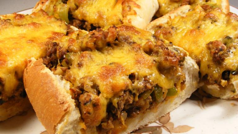 Beef 'n' Cheese French Bread Recipe - Food.com