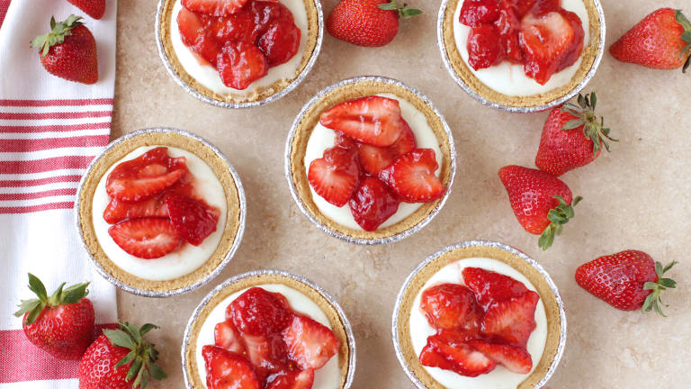 No Bake Strawberry Cheesecake Tarts (Light) Created by DeliciousAsItLooks