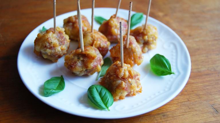 Sausage & Cheese Appetizer Balls created by Swirling F.
