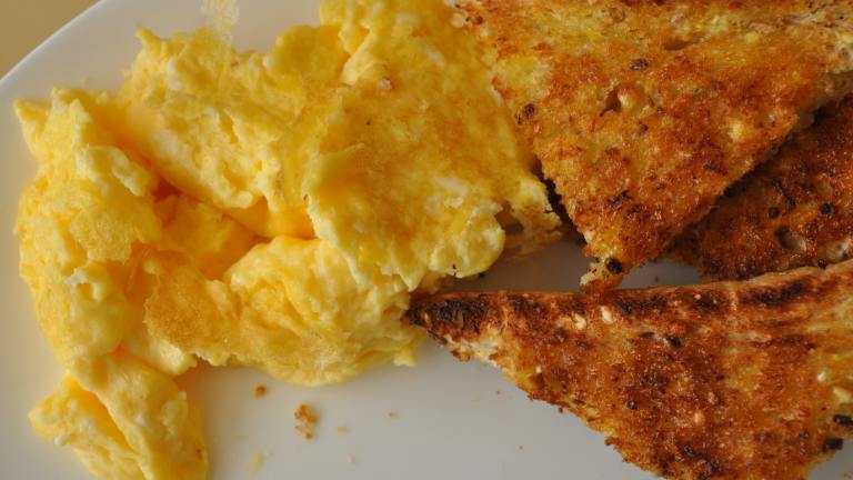 Fluffy Scrambled Eggs - Lightened up a Bit Created by ImPat