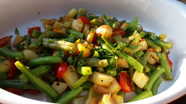 Green Beans and Potatoes in Chunky Tomato Sauce created by threeovens
