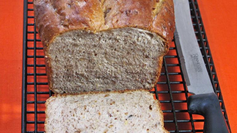 Oatmeal-Pecan Loaf for the Bread Machine Created by KerfuffleUponWincle