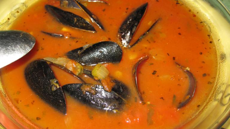 Mussels in Tarragon Tomato Broth created by threeovens
