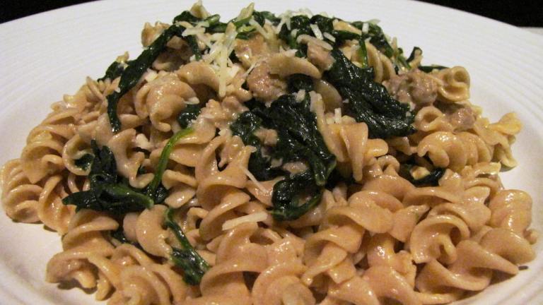 Whole Wheat Rotini With Spicy Turkey Sausage and Mustard Greens Created by loof751