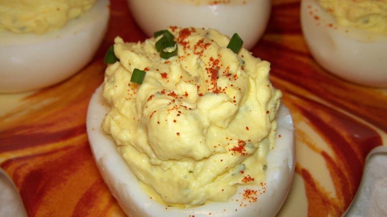 Chive 'n Onion Deviled Eggs Created by Elly in Canada