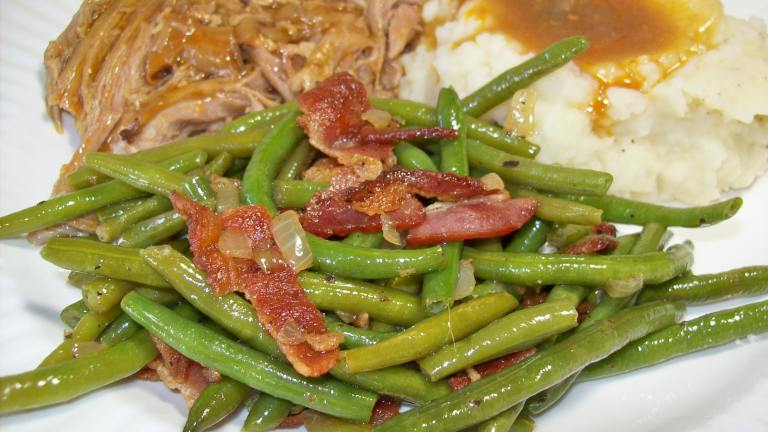 German-Style Bacon Green Beans created by Chef shapeweaver 