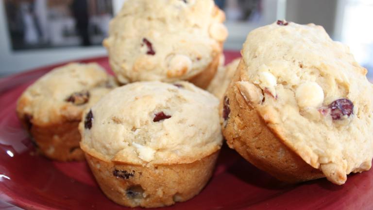 Macadamia Nut, Cranberry, Ginger and White Chocolate Muffins Created by Tinkerbell