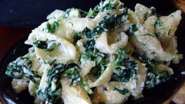 Pasta and Spinach With Ricotta and Herbs created by 2Bleu