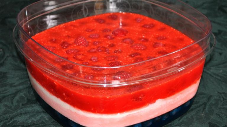 Red, White & Blue Jello Creme Created by KateL