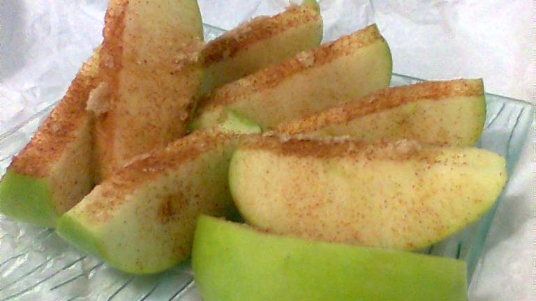 Healthy Cinnamon Apple Crisp Without the Calories created by Diana 2