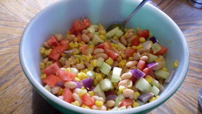 Easy Summer  "mexican" Butter Bean Salad created by morgainegeiser