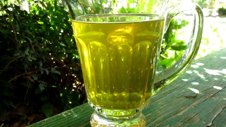 Refreshing Iced Green Tea Created by gailanng