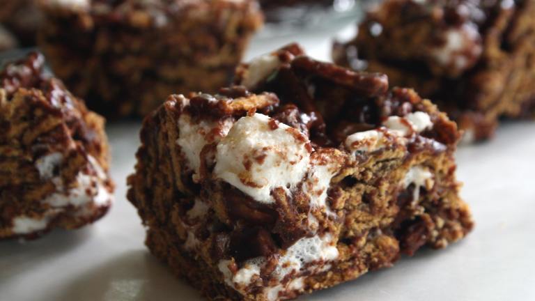 Golden Graham Cereal S'mores Squares created by Siegert