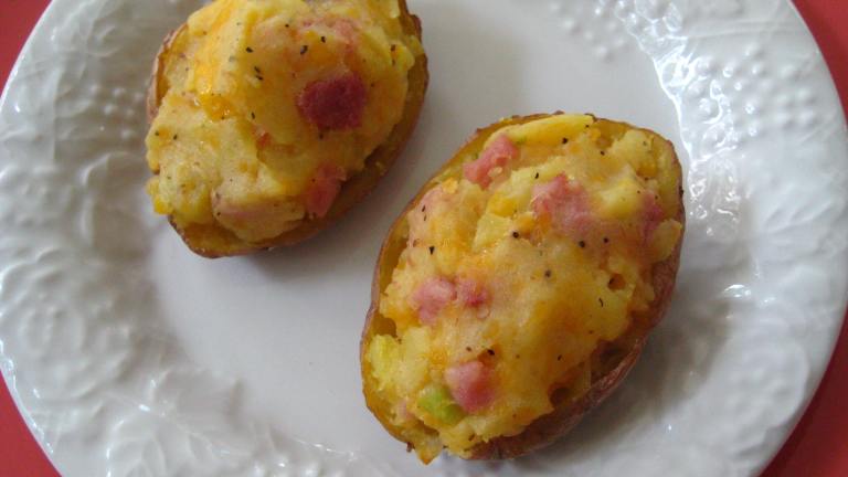 Ham and Cheese Stuffed  Potatoes Created by gailanng