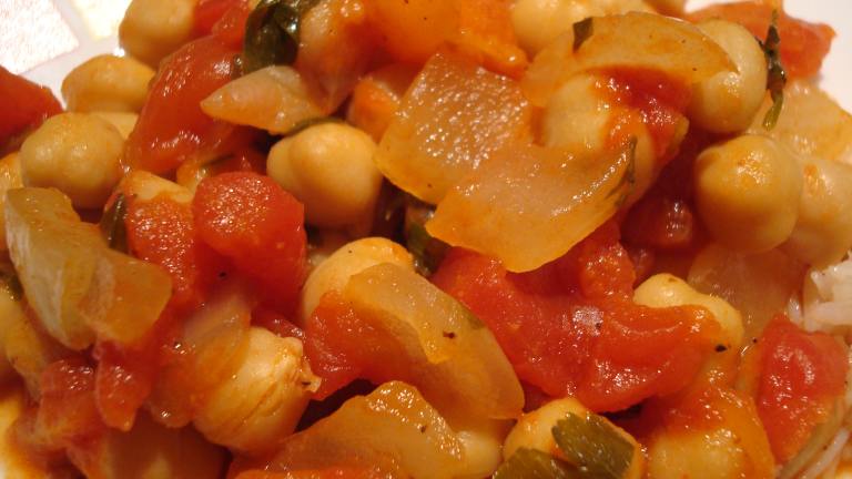 Spicy Chickpea Tagine Created by Starrynews