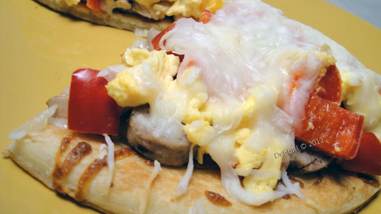 Grilled Breakfast Pizza Created by Debbwl