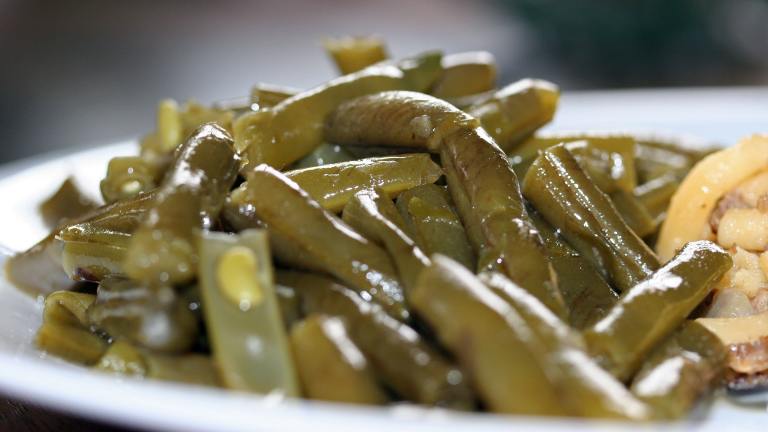 Southern Style Green Beans Created by sloe cooker