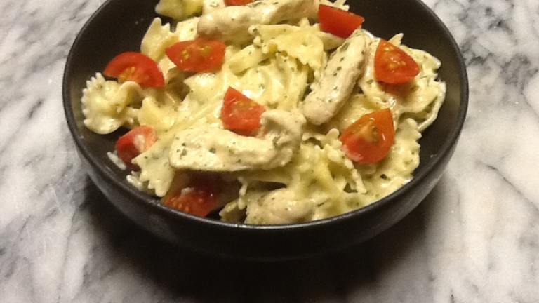 Grilled Chicken and Pesto Farfalle Created by melanierosered