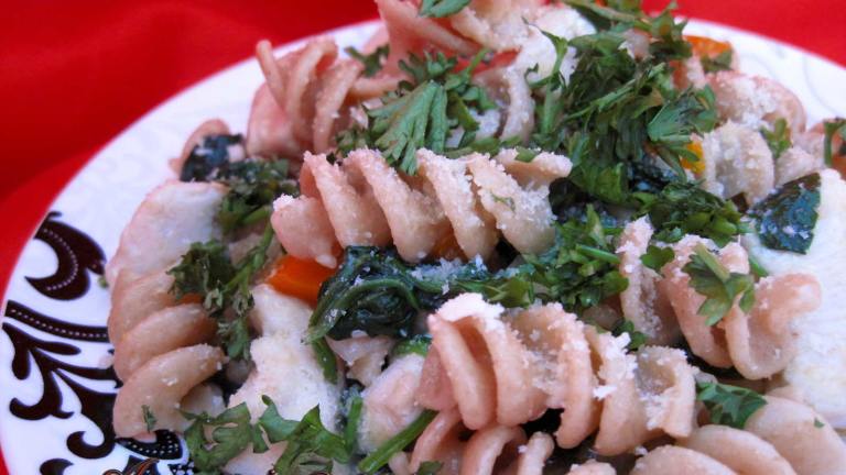 Bow-Tie Pasta With Chicken & Spinach Created by Annacia