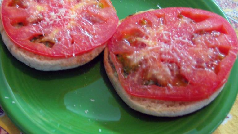 Open Face Tomato Basil Sandwiches created by appleydapply