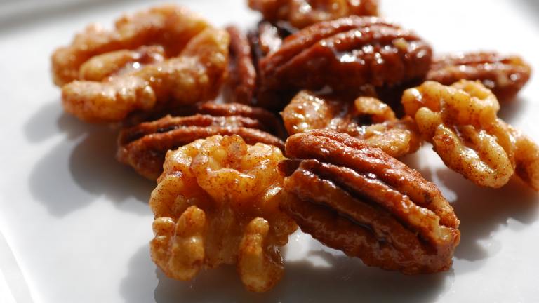 Perfectly Candied Pecans created by Katzen