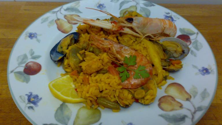 Easy Mixed Paella created by Rosethorn