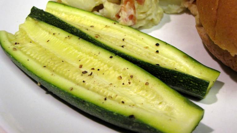 Microwave-Steamed Zucchini Created by loof751