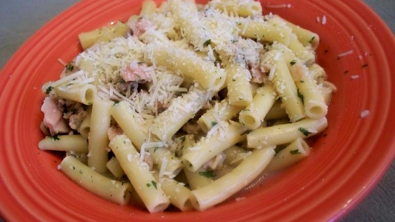 Ziti With Garlic Clam Sauce created by Parsley