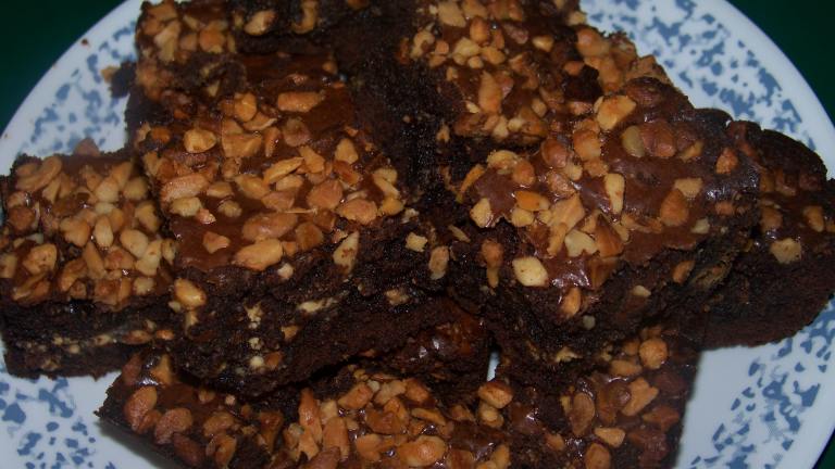 Libby and Mia's White Chocolate Chip and Macadamia Brownies