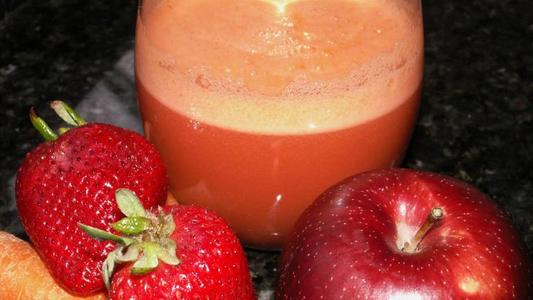 Good Morning Delight Juice (Carrot, Berries and Apple) Created by januarybride 