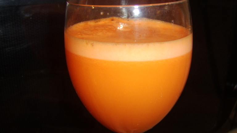 Pineapple Carrot Juice Created by LifeIsGood
