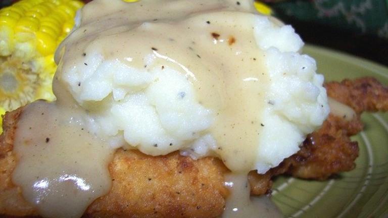 Chicken With Mashed Potatoes and Buttermilk Gravy created by Chef shapeweaver 