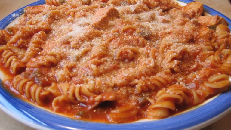 Chicken Spaghetti With a Tomato Sauce Base Created by Realtor by day