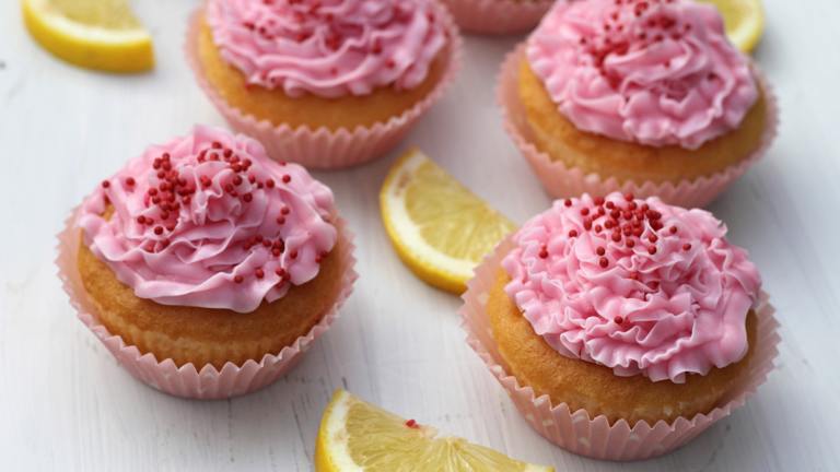 Pink Lemonade Cupcakes Created by Swirling F.