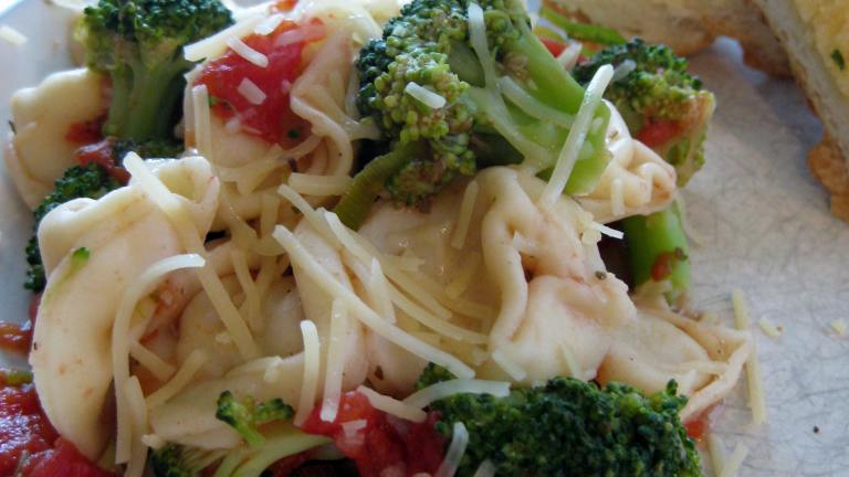 Broccoli & Tortellini created by jswinks