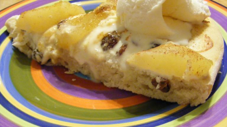 Sara's Apple & Ricotta Pizza created by Sara 76