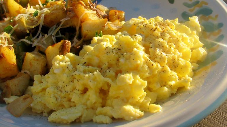 Creamy Scrambled Eggs in the Microwave created by lazyme